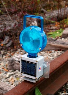 4015-180 - Magnet Base Solar Lantern 