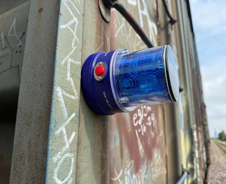 Car Side Solar Blue Light - Magnetic
